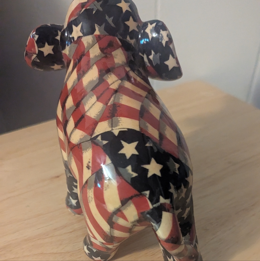 Beautiful Porcelain American Flag Elephant Figurine 8.2" x 4.5" x 6.6" tall - Picture 6 of 6